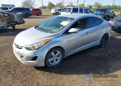 2013 Hyundai Elantra Gls/Limited from USA, damaged, VIN KMHDH4AE4DU493414